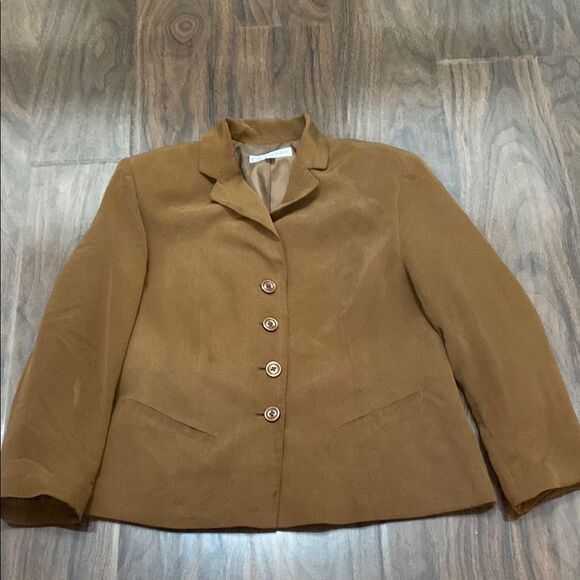 Vintage Dressbarn Brown Caramel Blazer and Skirt Suit 100% Silk - Picture 3 of 14